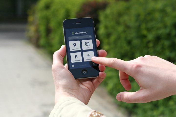 How to Do a Digital Detox Without Going Off-Grid