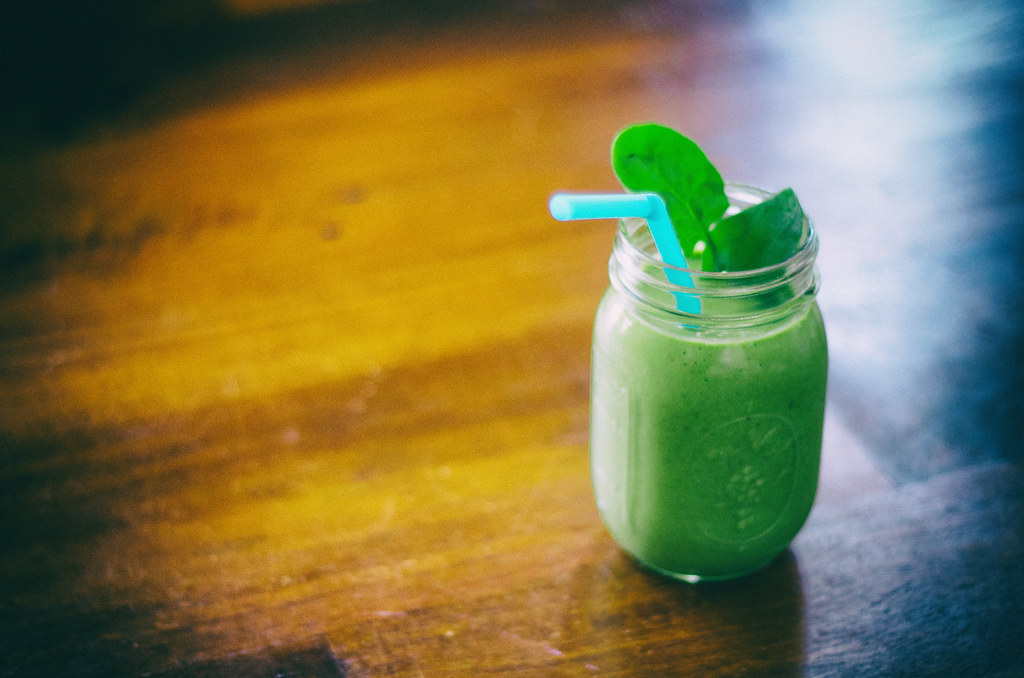 The Green Protein Smoothie That Doesn't Taste Like Salad