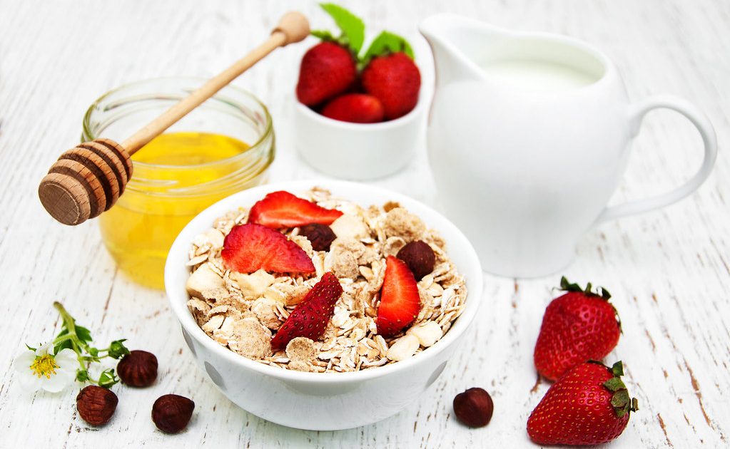 12 Healthy Snacks That Actually Fill You Up