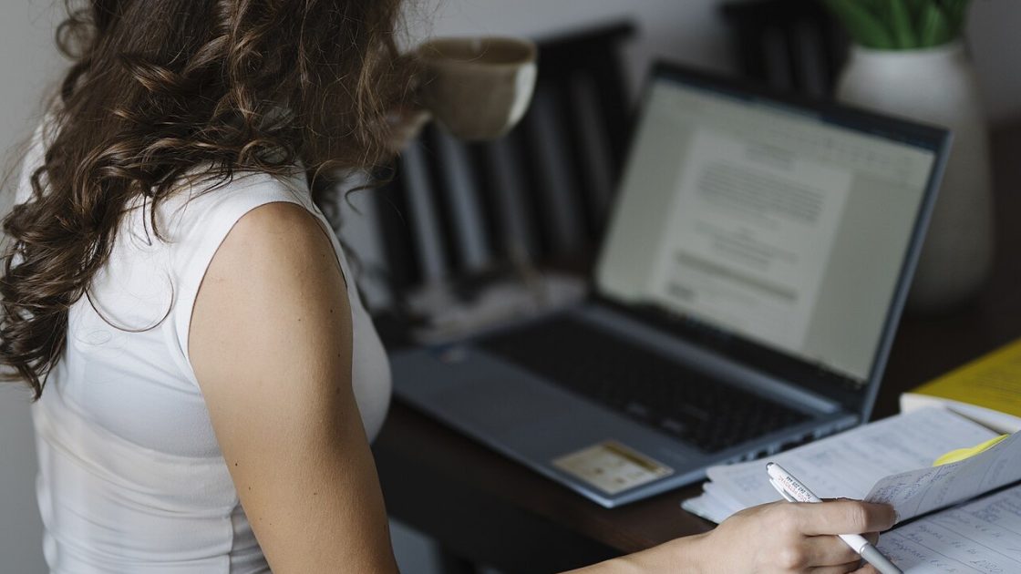 How to Improve Focus Naturally, Without Relying on Caffeine