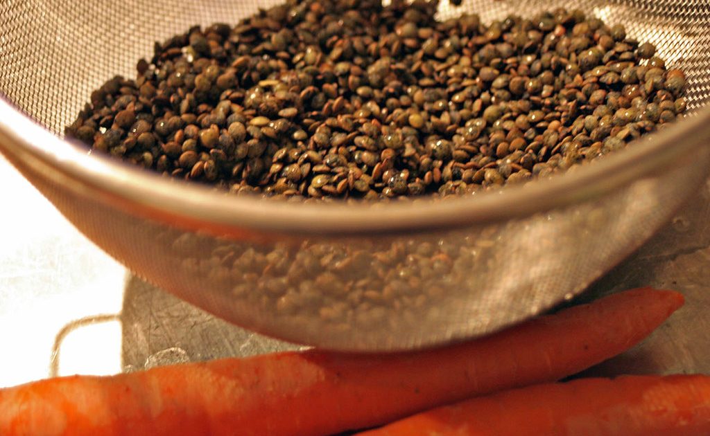 Cozy One-Pot Lentil Soup (Budget-Friendly and Filling)