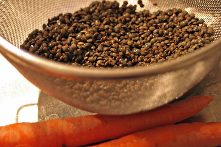 Cozy One-Pot Lentil Soup (Budget-Friendly and Filling)