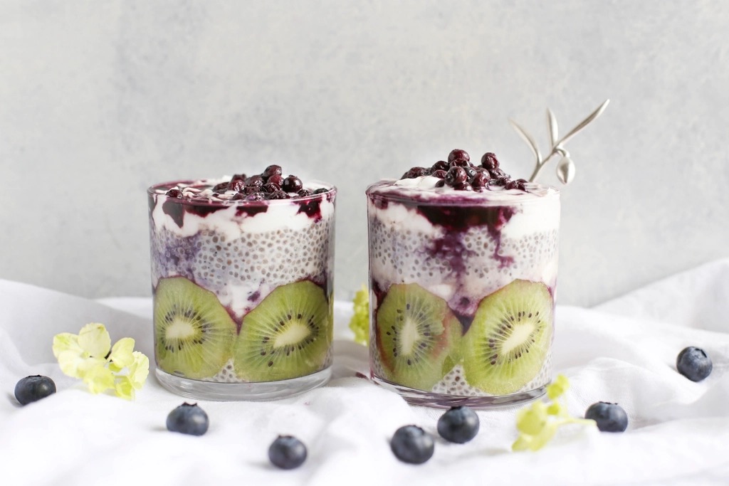Overnight Chia Pudding: A 5-Minute High-Fiber Breakfast