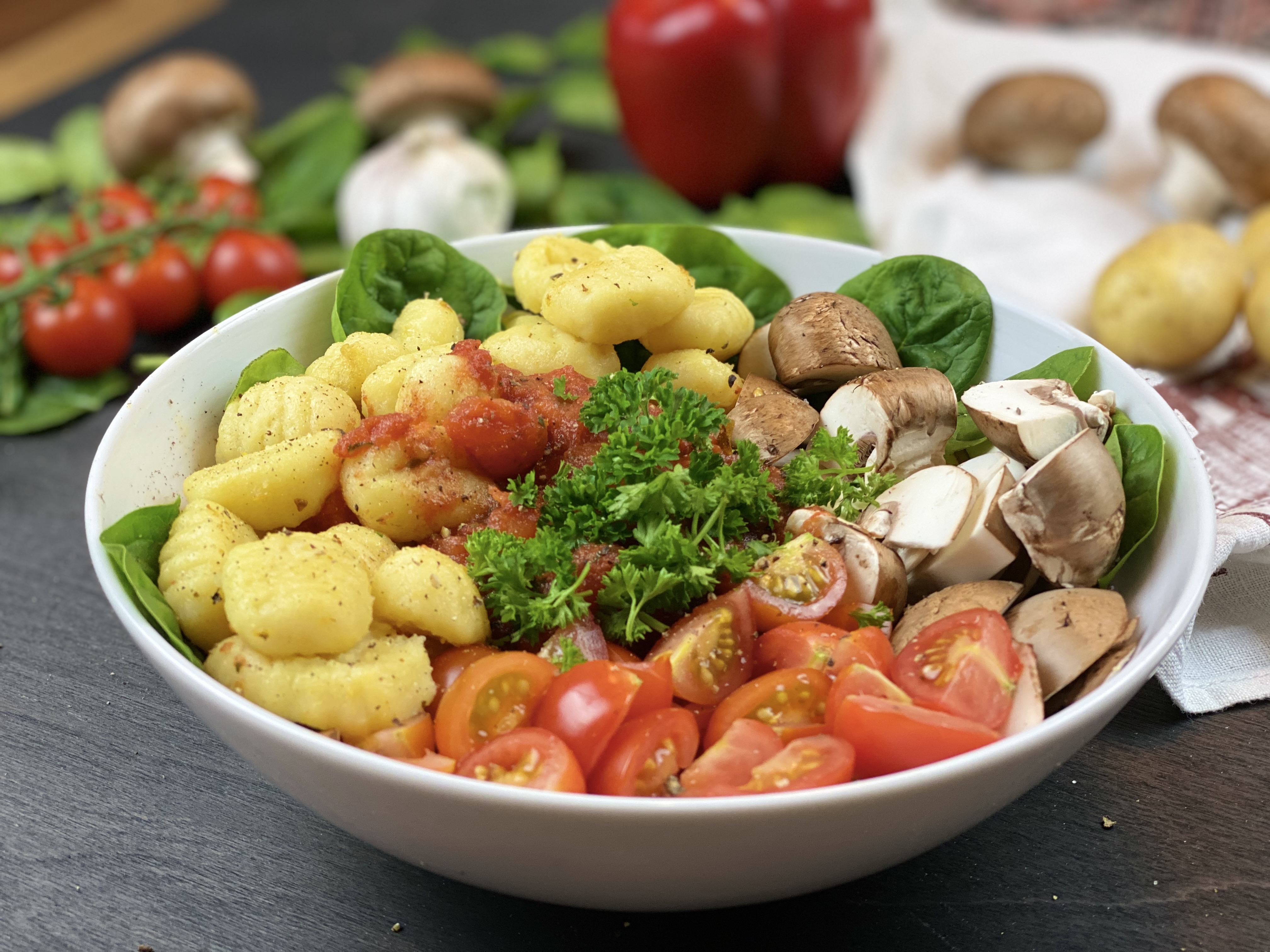Roasted Vegetable Quinoa Bowl (Meal-Prep Friendly)
